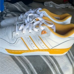 Adidas Men’s Rivalry Size 13- worn once!